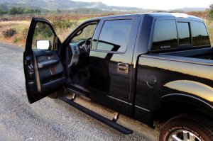 Lincoln Mark LT Running Boards - AMP Research - PowerStep Automatic - Black - `06-`08